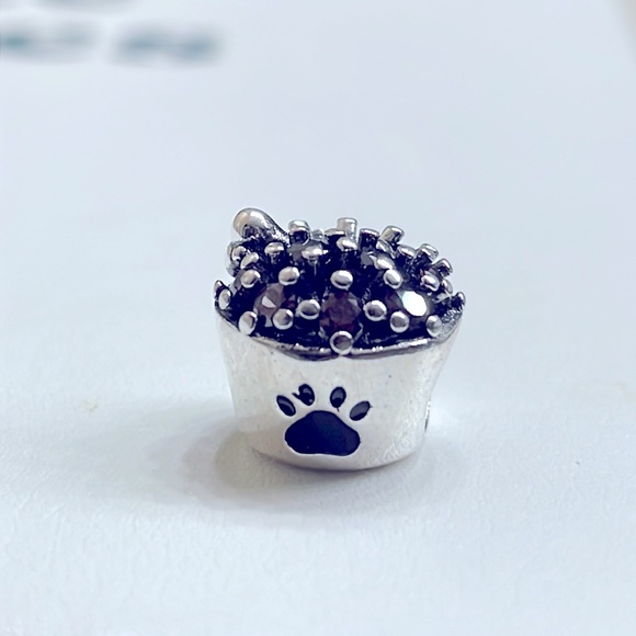 Dog food Bowl with sterling silver pink sparkly stones pink S925 - Picture 2 of 2